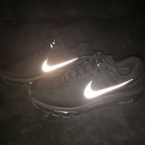 Nike Aim Max 2017 Like Brand New! Size 11.5 Mens